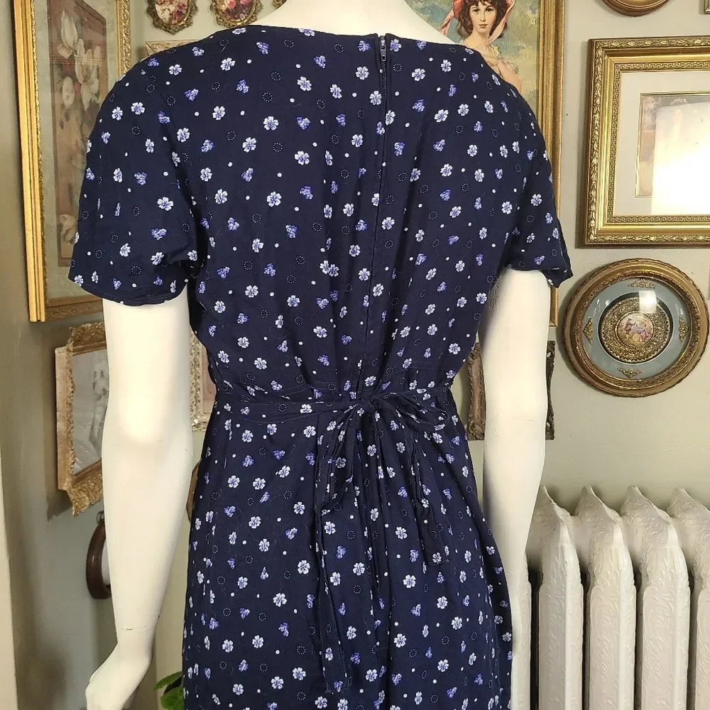 Vintage Dress - Picture 4 of 6